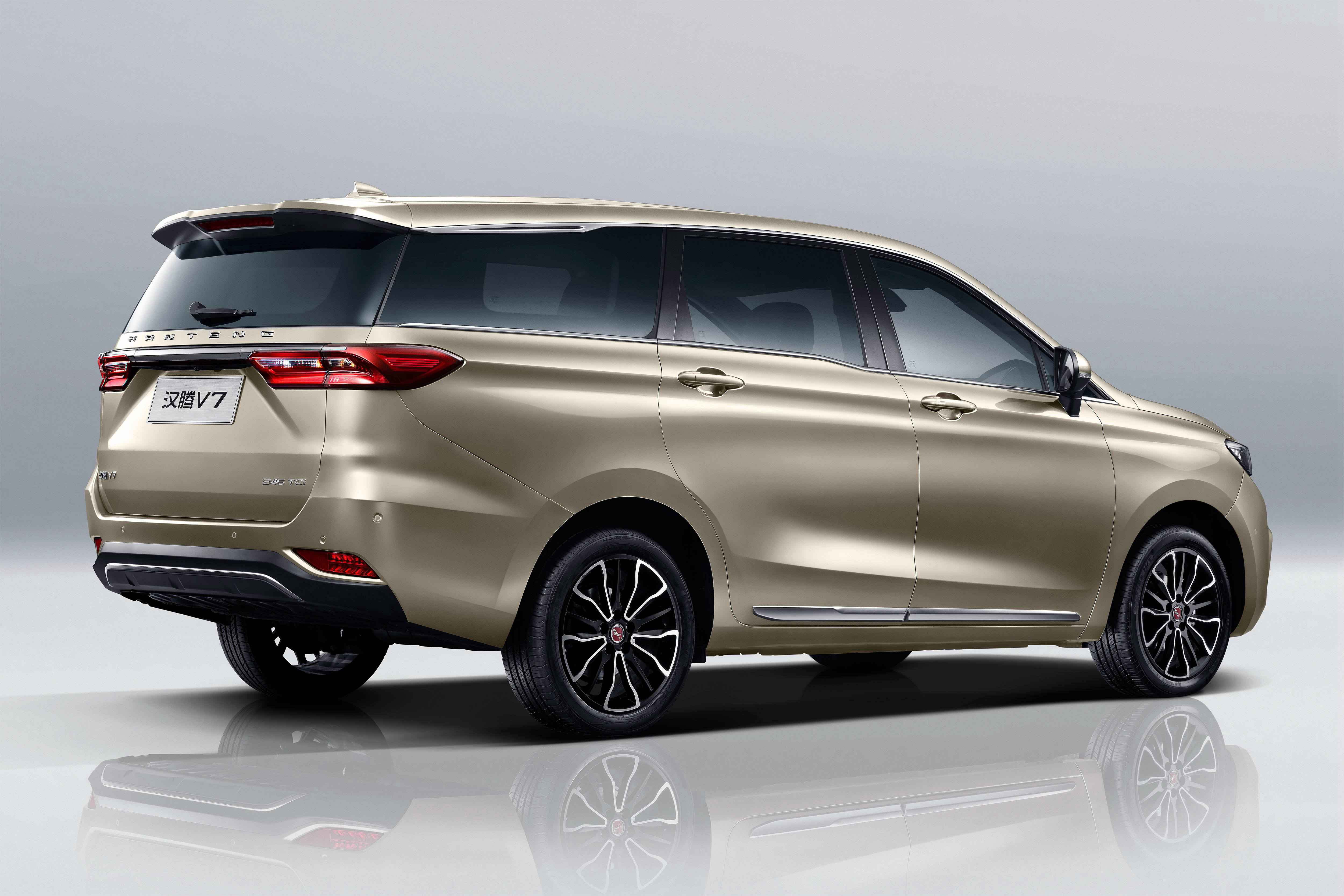 汉腾v7正式上市 售价7.99-13.59万元